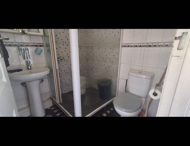 2 BEDROOM APARTMENT FOR SALE IN WATSONIA